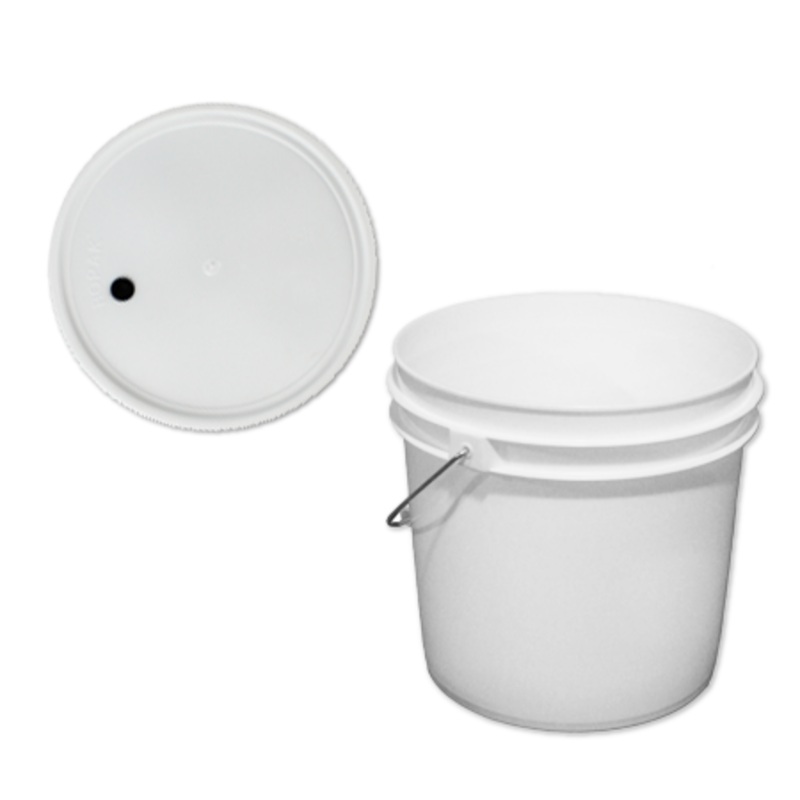 2 Gallon Fermentation Bucket w/ Lid