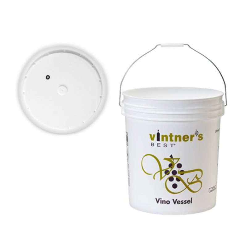 7.9 Gallon Vino Vessel Fermenting Bucket w/ Lid