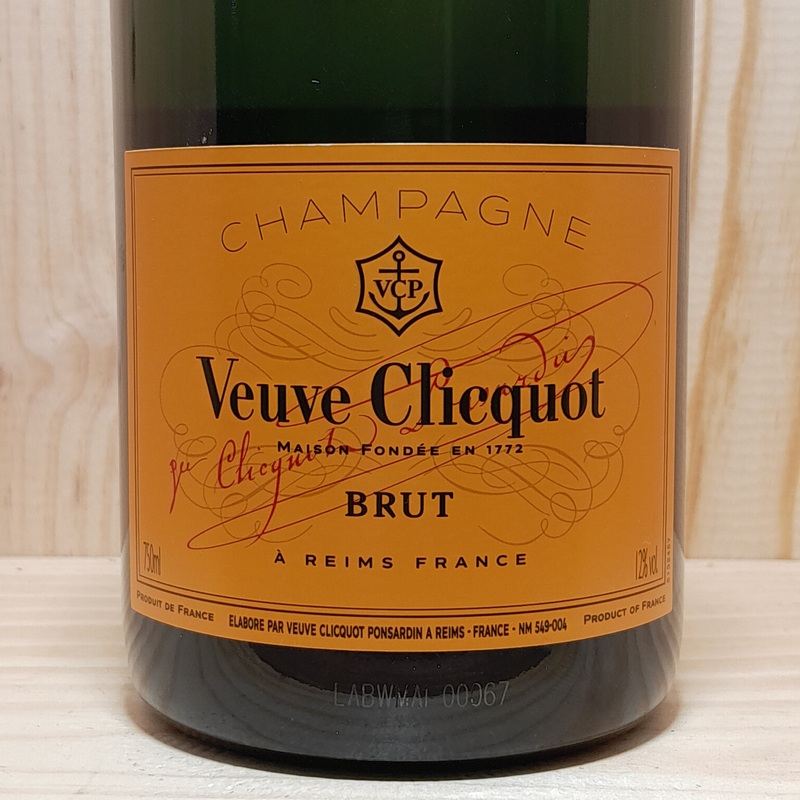 Veuve Clicquot Yellow Label Brut NV