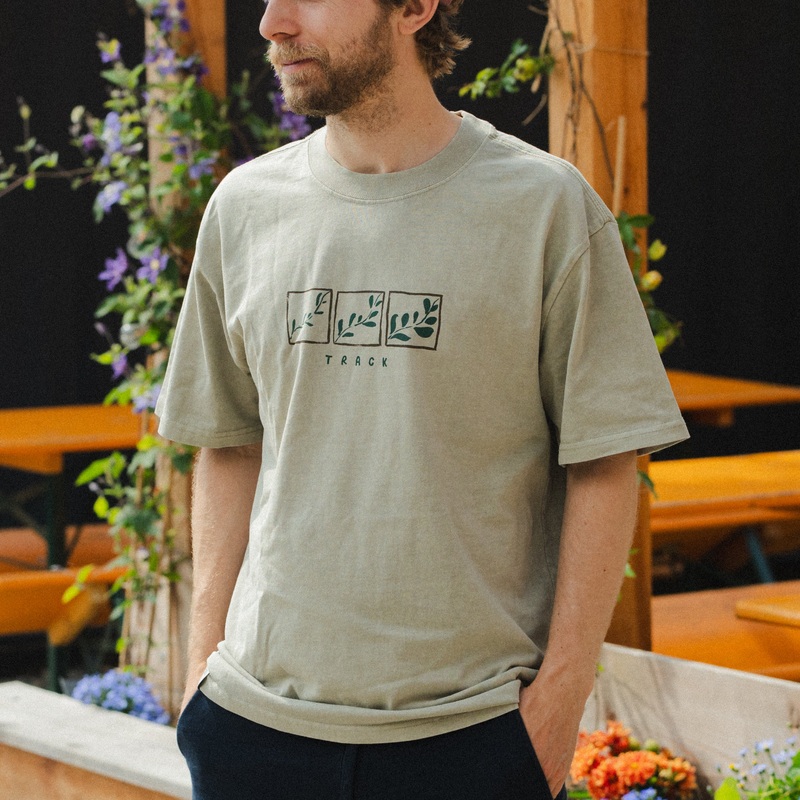 Bloom T-Shirt – Faded Eucalyptus