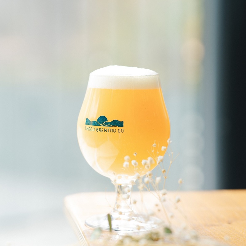 Mountain Sun Stemmed Glass (Taproom Green)