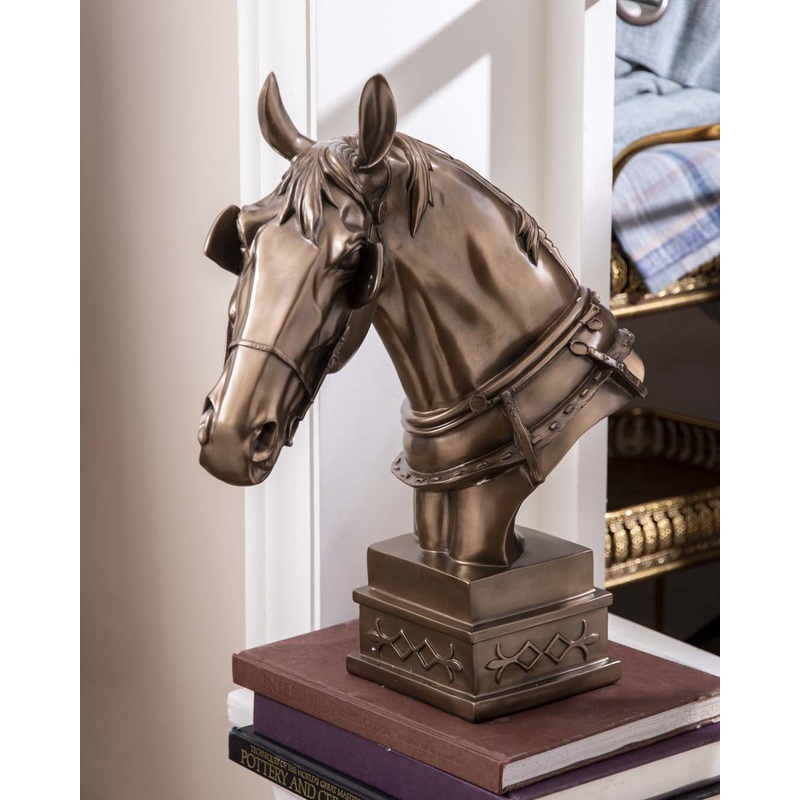 Majestic Stallion Sculpture