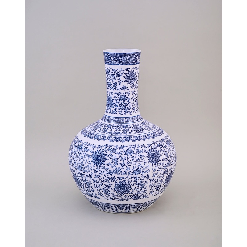 Classic Blue & White Porcelain Gourd Vase – 46cm