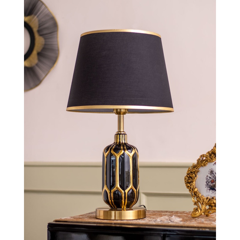Asteria Ceramic Table Lamp – Black