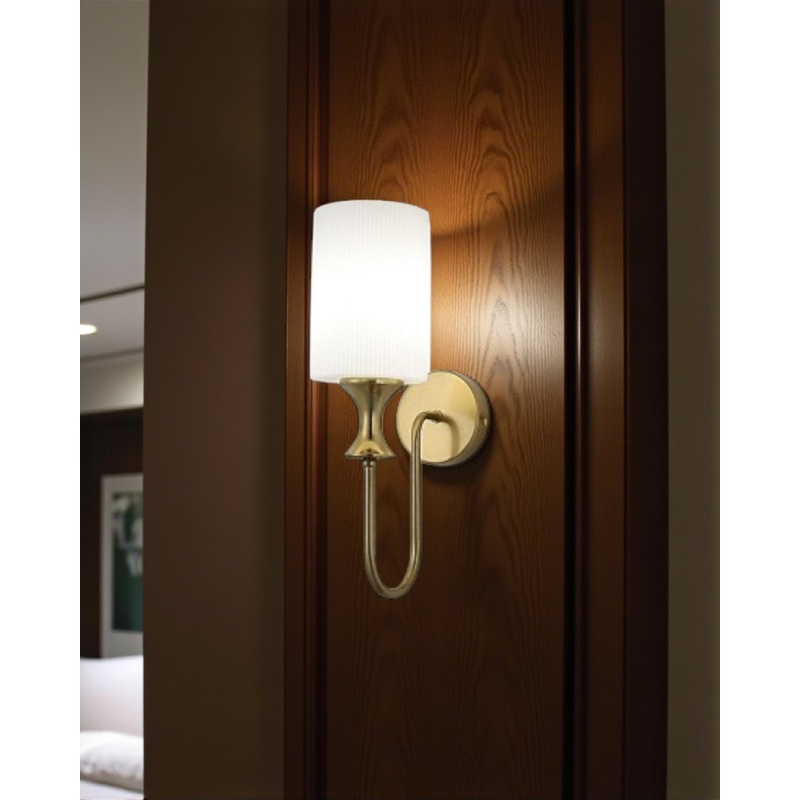 Grace Curve Wall Light