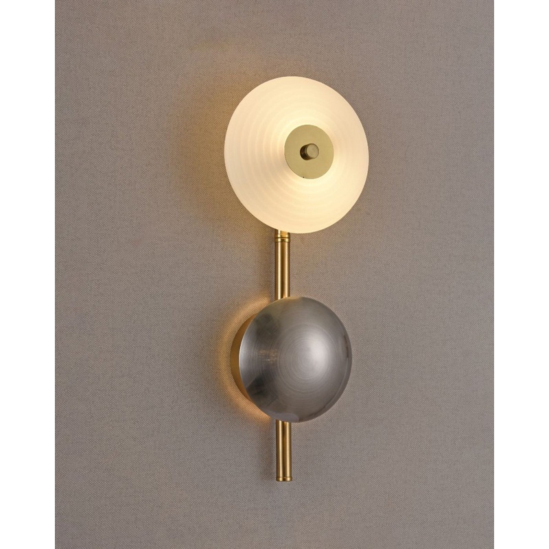 Modern Vertical Wall Light