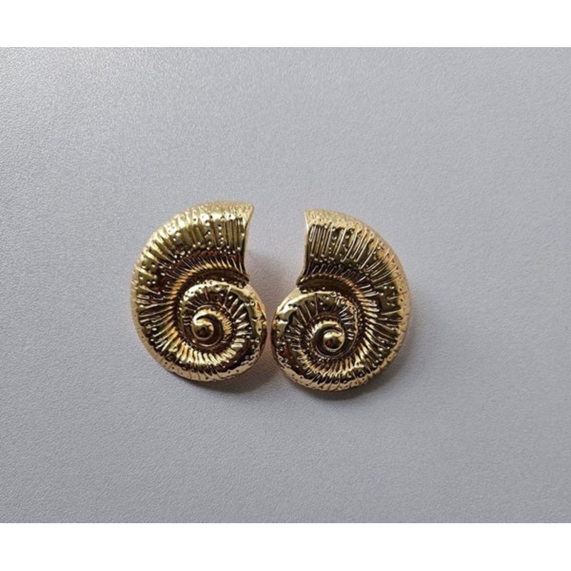 Sea Shell Earring