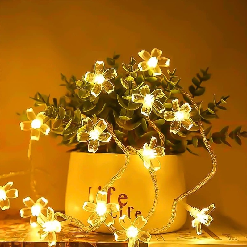 Silicone Flower 14 Lamps Light with Plug (Warm White)