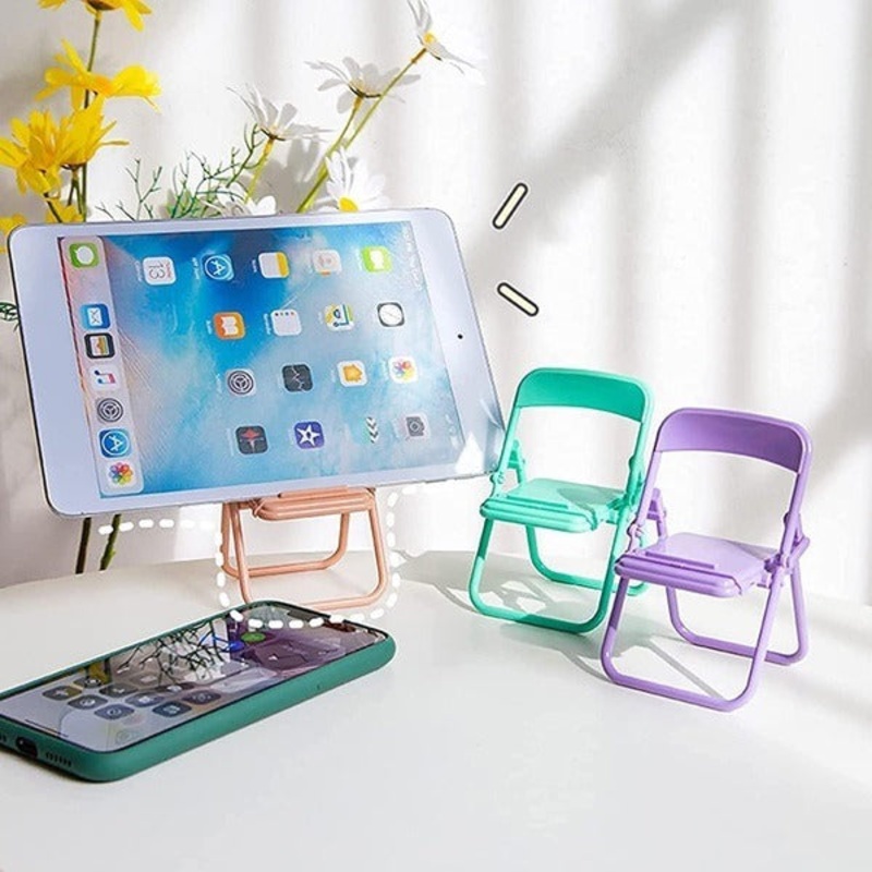 Mini Chair-Shaped Mobile Stand  Cute & Compact Phone Holder (Random color-Pack of 1)