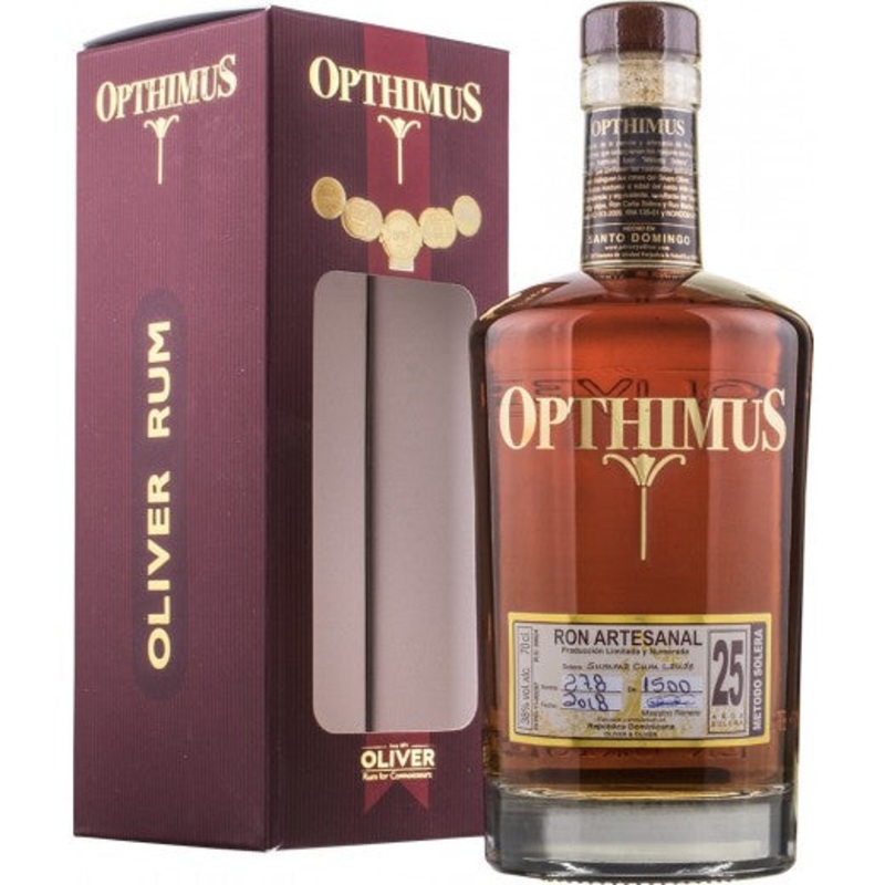 Opthimus Oporto 25 r Ron Dominicano