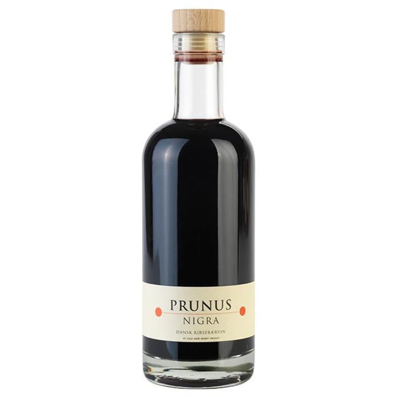 2015 Prunus Nigra, Kirsebrvin