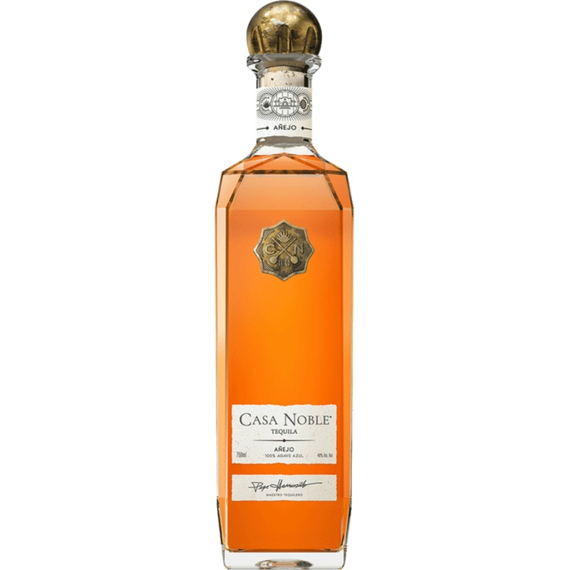 CASA NOBLE Tequila Aejo